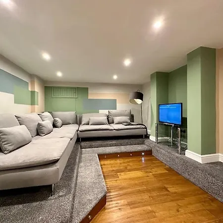Stunning 5 Bed House In Chapel Allerton, Sleeps 9 Leeds  Exterior photo